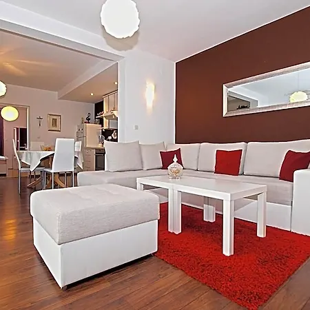 1363 Hotel